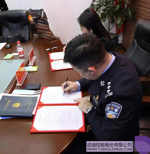 1643516747407788.jpg 2c.jpg